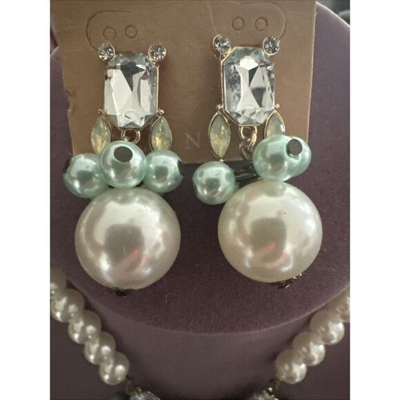 Plunder Faux Pearl Necklace and Pierced Earring Set White Mint Green Rhinestones - Picture 3 of 5